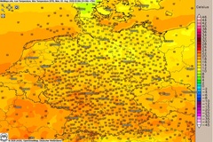 Tropische Sommernacht steht bevor